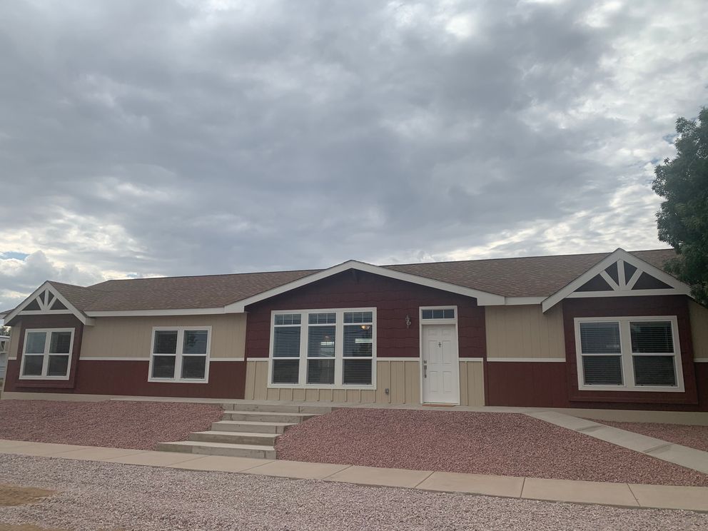 The EDGEWOOD Exterior. This Manufactured Mobile Home features 3 bedrooms and 2 baths.