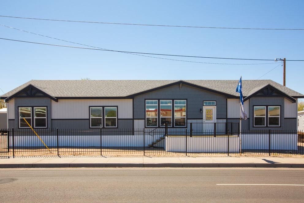 The EDGEWOOD Exterior. This Manufactured Mobile Home features 3 bedrooms and 2 baths.