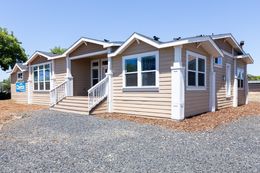The GE662K Exterior. This Manufactured Mobile Home features 4 bedrooms and 2 baths.
