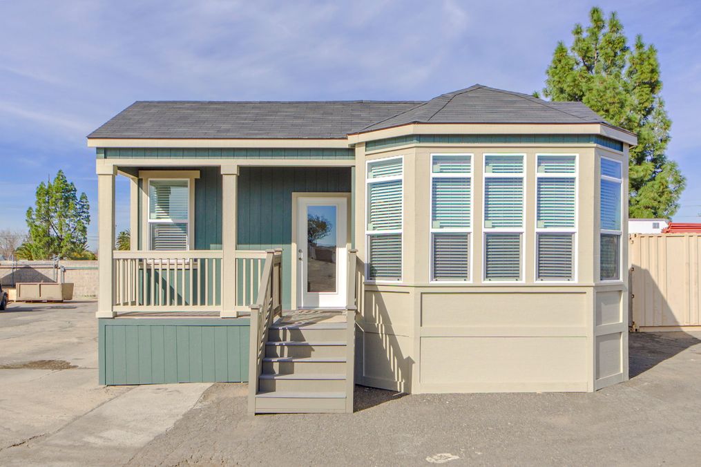 The MORRO BAY 27523-B Exterior. This Manufactured Mobile Home features 3 bedrooms and 2 baths.