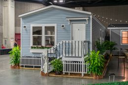 The BLAZER EXTREME 1666 F Exterior. This Manufactured Mobile Home features 3 bedrooms and 2 baths.