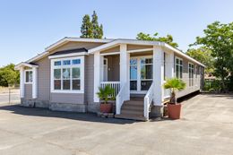 The GLE661K Exterior. This Manufactured Mobile Home features 3 bedrooms and 2 baths.
