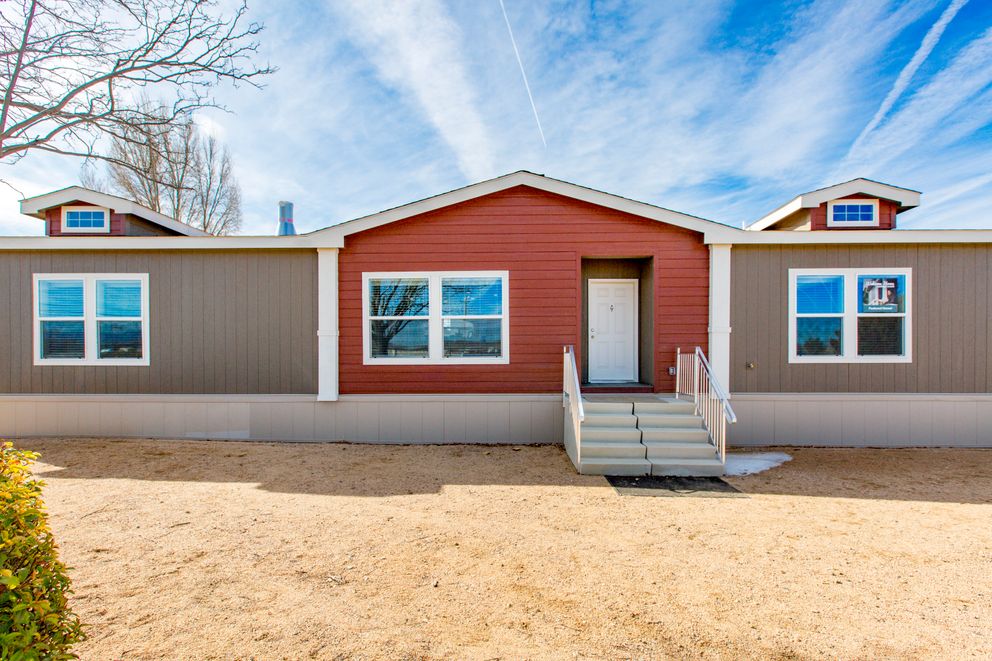 The K3066A Exterior. This Manufactured Mobile Home features 3 bedrooms and 2 baths.