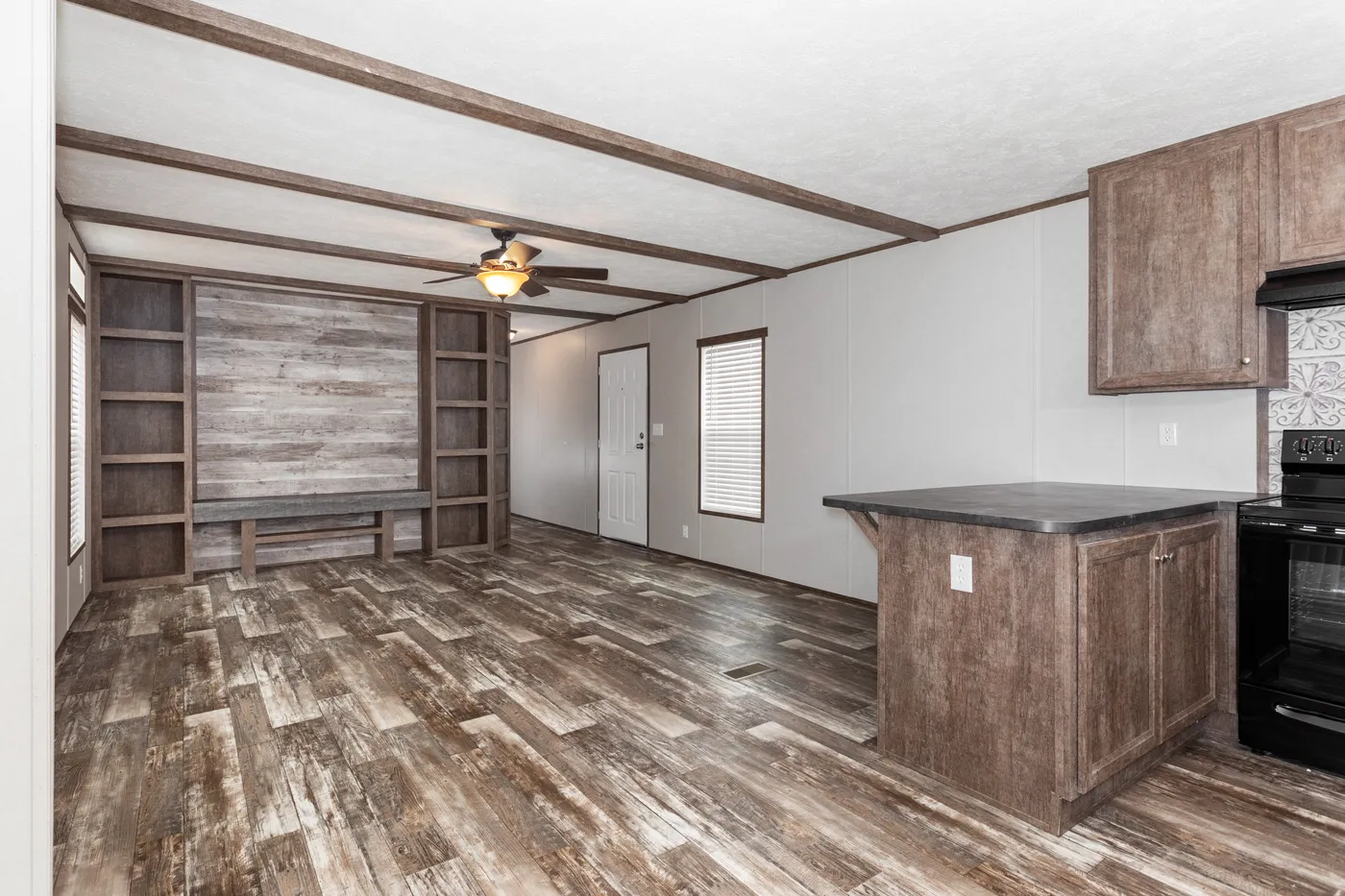 The THE ANNIVERSARY 68 Exterior. This Manufactured Mobile Home features 2 bedrooms and 2 baths.