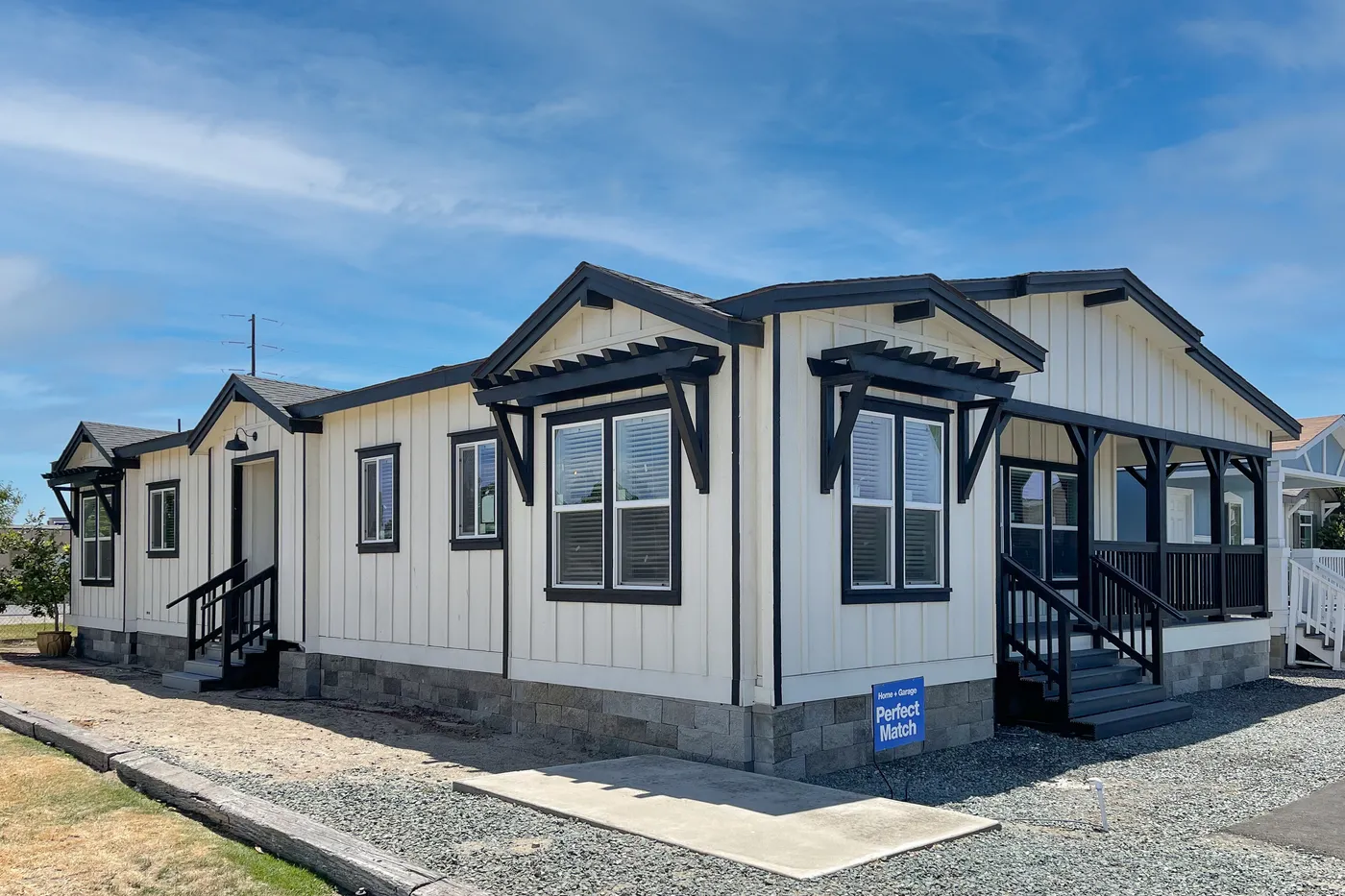 The CORONADO 3760A Exterior. This Manufactured Mobile Home features 3 bedrooms and 2.5 baths.