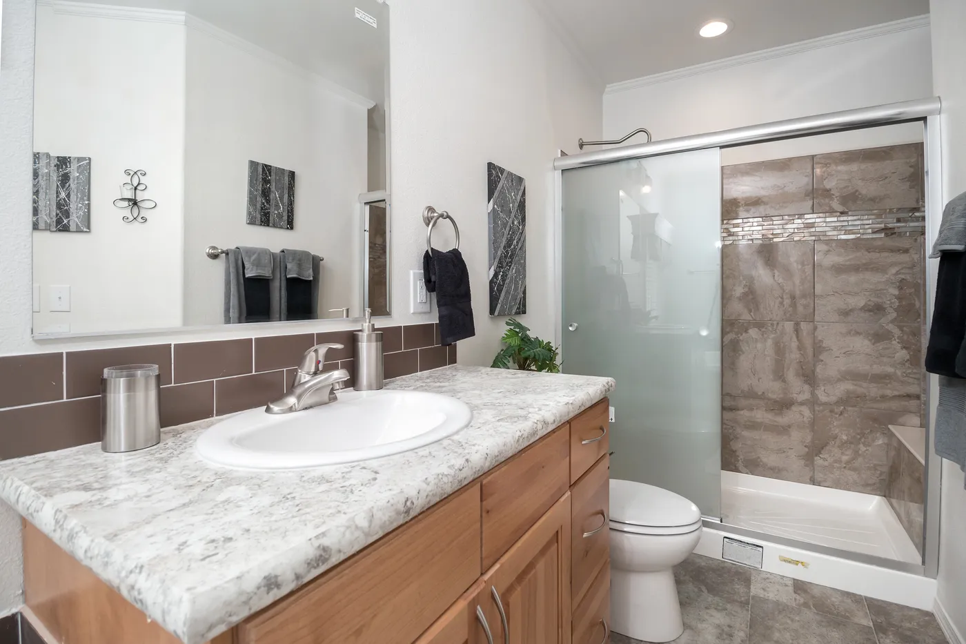 The K3068C Primary Bathroom. This Manufactured Mobile Home features 3 bedrooms and 2 baths.