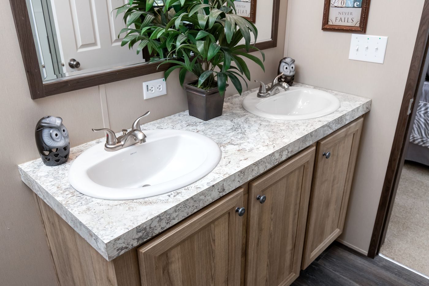 The PT 78 Primary Bathroom. This Manufactured Mobile Home features 3 bedrooms and 2 baths.