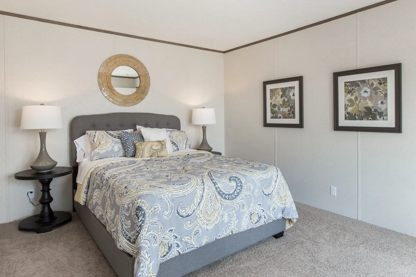 The THE BREEZE Primary Bedroom. This Manufactured Mobile Home features 3 bedrooms and 2 baths.