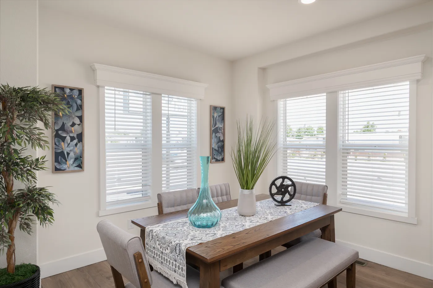 The CORONADO 3760A Dining Area. This Manufactured Mobile Home features 3 bedrooms and 2.5 baths.