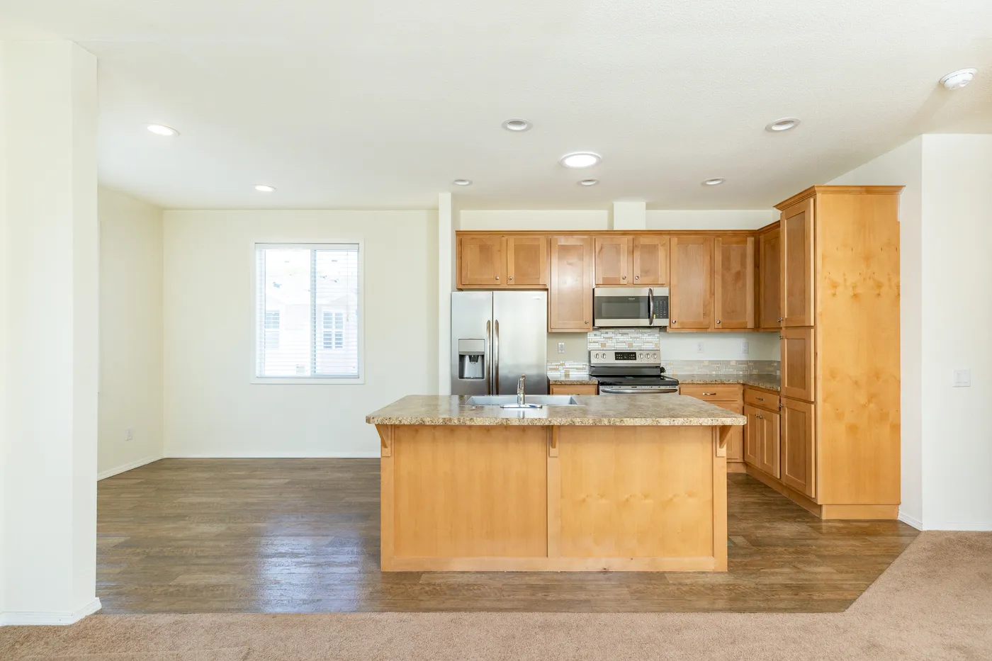 The FAIRPOINT 20523B Dining Area. This Manufactured Mobile Home features 3 bedrooms and 2 baths.