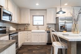 The ULTRA PRO 68 Kitchen. This Manufactured Mobile Home features 4 bedrooms and 2 baths.