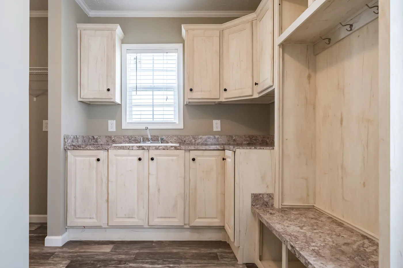 The 4608 ROCKETEER 5628 Utility Room. This Manufactured Mobile Home features 3 bedrooms and 2 baths.