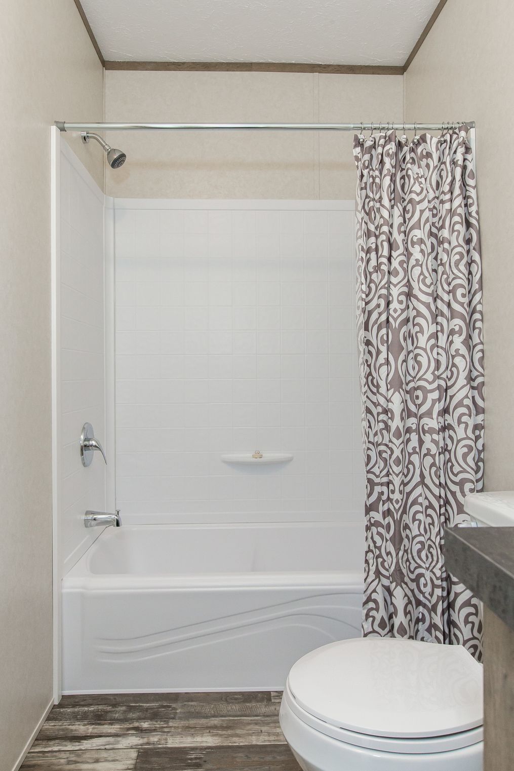 The THE NEW BREEZE I Master Bathroom. This Manufactured Mobile Home features 3 bedrooms and 2 baths.