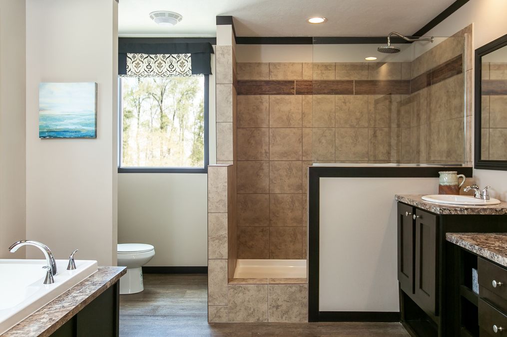 The THE FRANKLIN Master Bathroom. This Manufactured Mobile Home features 3 bedrooms and 2 baths.