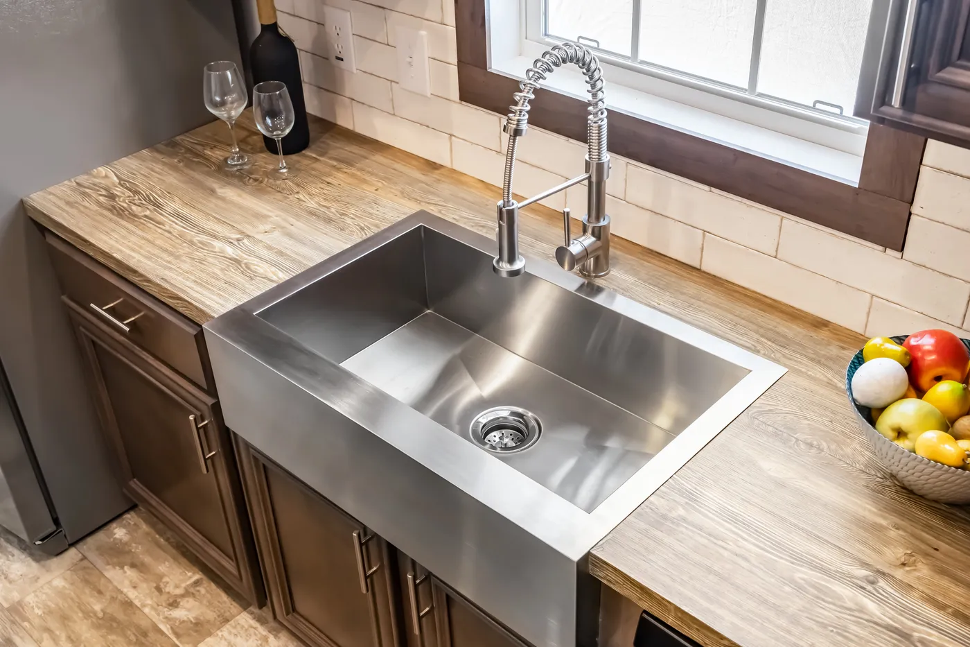The THE TURNER Kitchen. This Manufactured Mobile Home features 3 bedrooms and 2 baths.