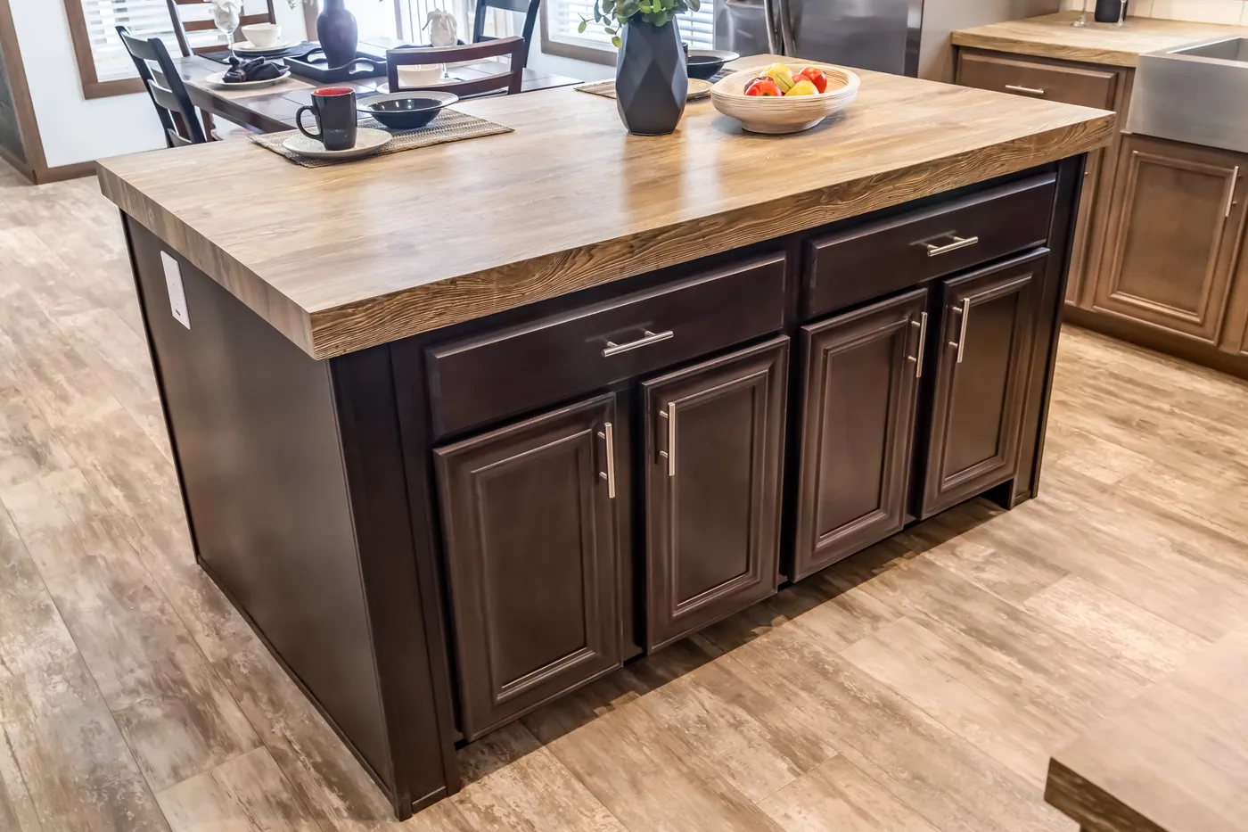 The THE TURNER Kitchen. This Manufactured Mobile Home features 3 bedrooms and 2 baths.