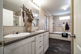 The ULTRA PRO BIG BOY Master Bathroom. This Manufactured Mobile Home features 4 bedrooms and 2 baths.