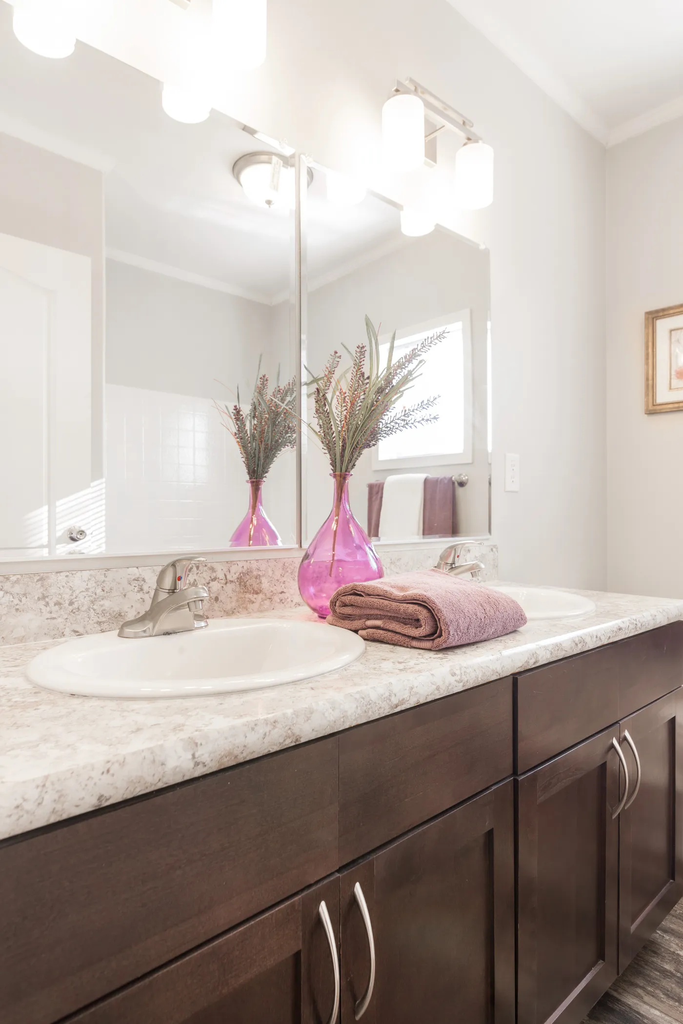 The K2760B Primary Bathroom. This Manufactured Mobile Home features 4 bedrooms and 2 baths.