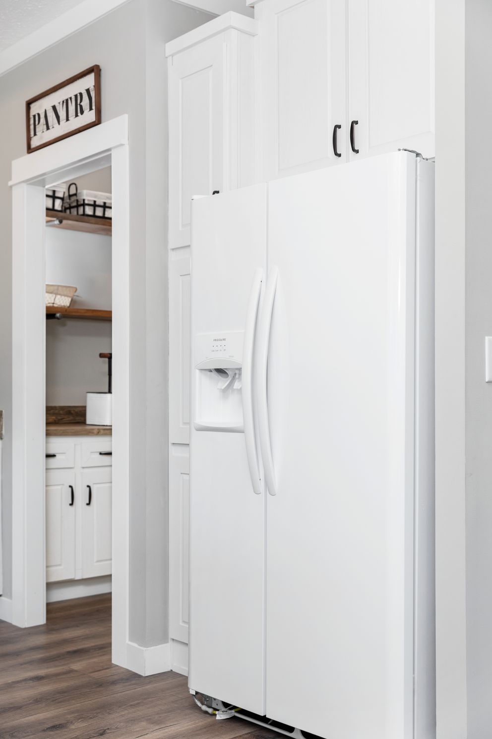 The 1440 CAROLINA 4BR BELLE Kitchen. This Manufactured Mobile Home features 4 bedrooms and 2 baths.