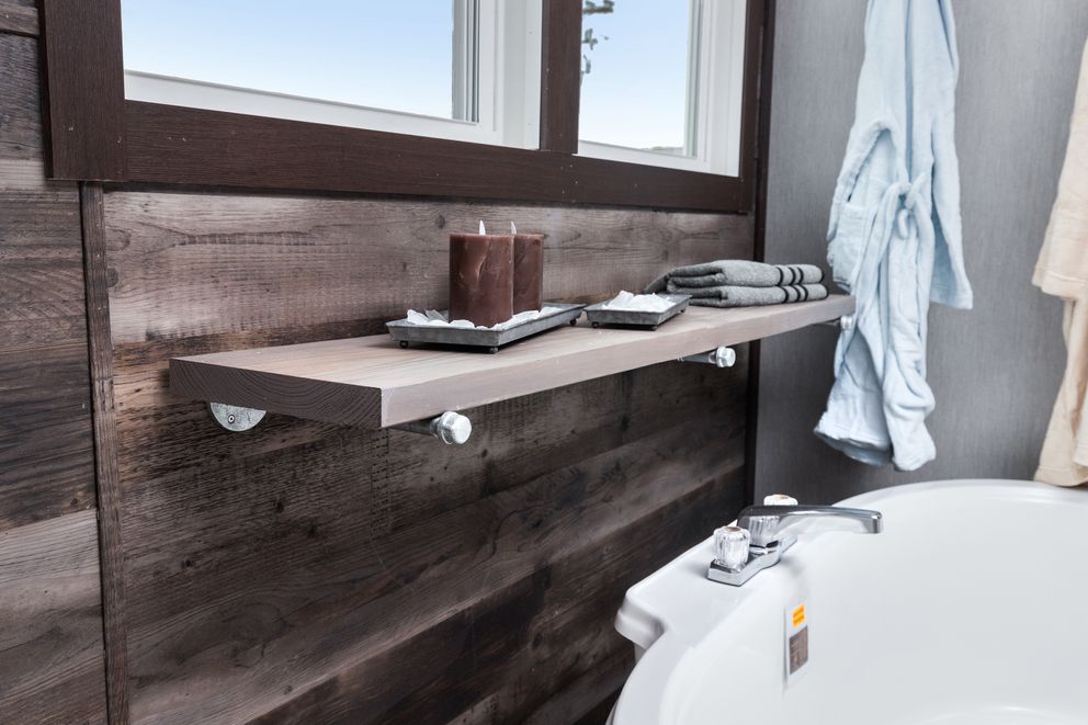 The SIG28663A Primary Bathroom. This Manufactured Mobile Home features 3 bedrooms and 2 baths.