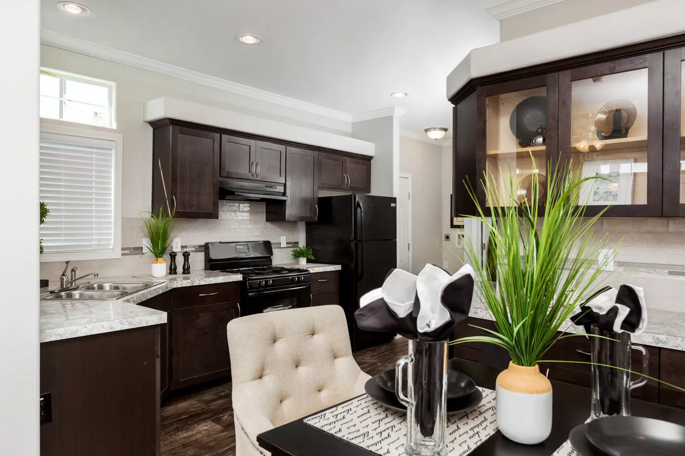 The K1640A Kitchen. This Manufactured Mobile Home features 1 bedroom and 1 bath.