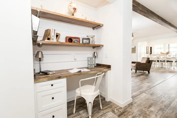 The THE LULABELLE Study Nook. This Manufactured Mobile Home features 4 bedrooms and 3 baths.