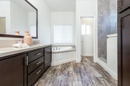 The GLE661K Master Bathroom. This Manufactured Mobile Home features 3 bedrooms and 2 baths.
