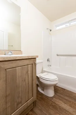 The FAIRPOINT 12401A Guest Bathroom. This Manufactured Mobile Home features 1 bedroom and 1 bath.