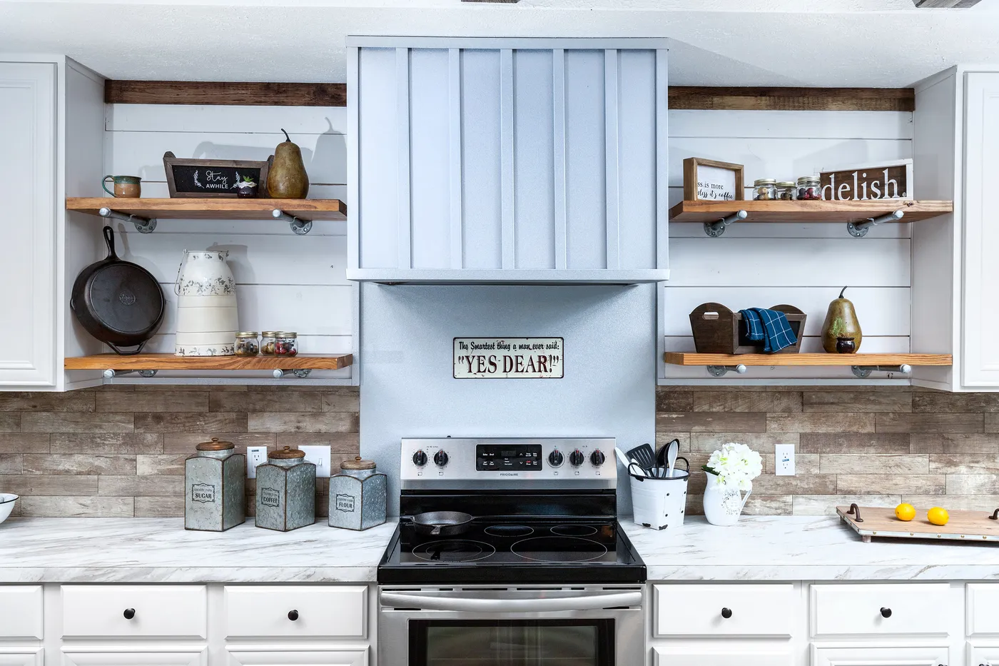 The THE LIZA JANE Kitchen. This Manufactured Mobile Home features 3 bedrooms and 2 baths.