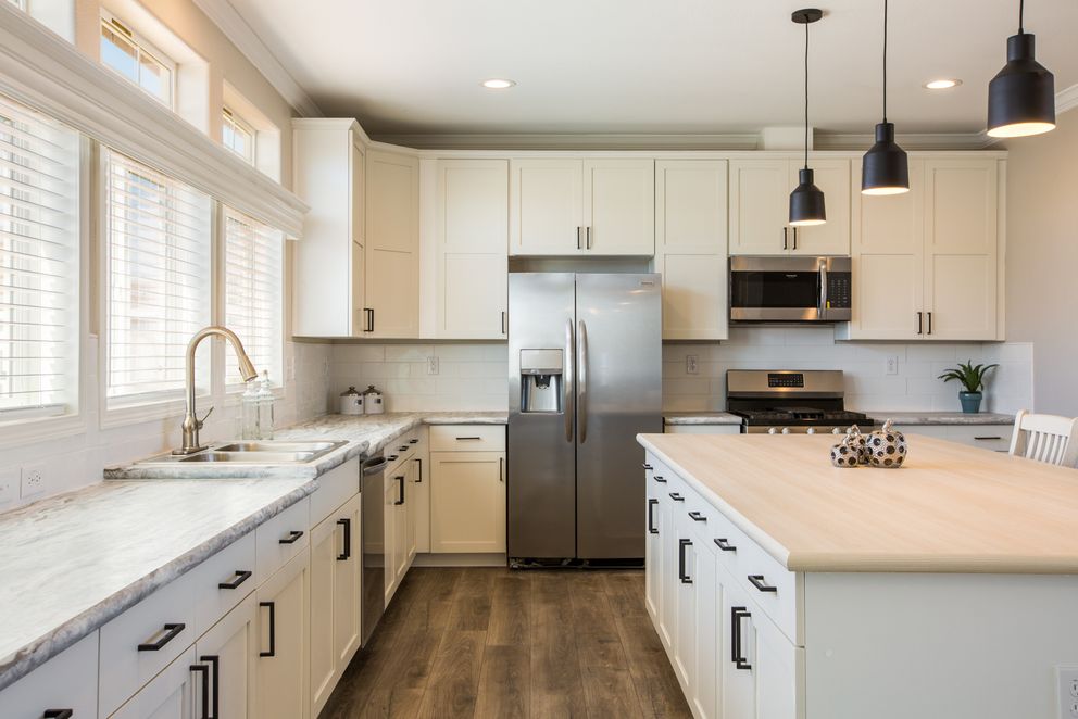 The EDGEWOOD Kitchen. This Manufactured Mobile Home features 3 bedrooms and 2 baths.