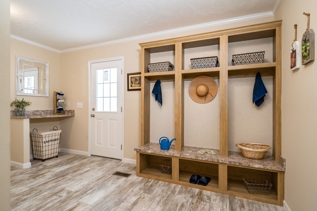 The 4710 ROCKETEER 7632 Utility Room. This Manufactured Mobile Home features 4 bedrooms and 2 baths.
