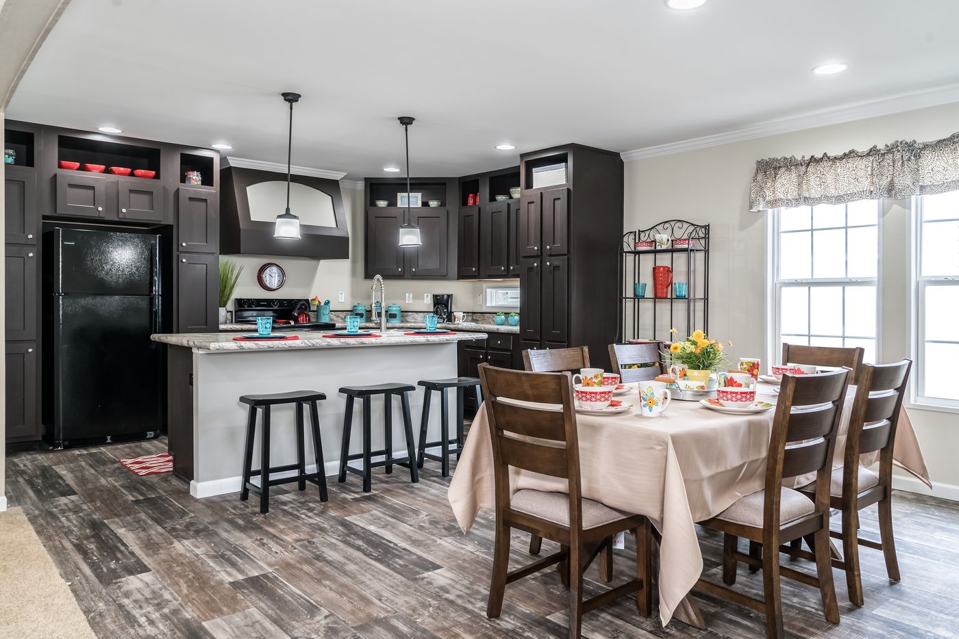 The Freedom XL 3276 4BR | Clayton Homes