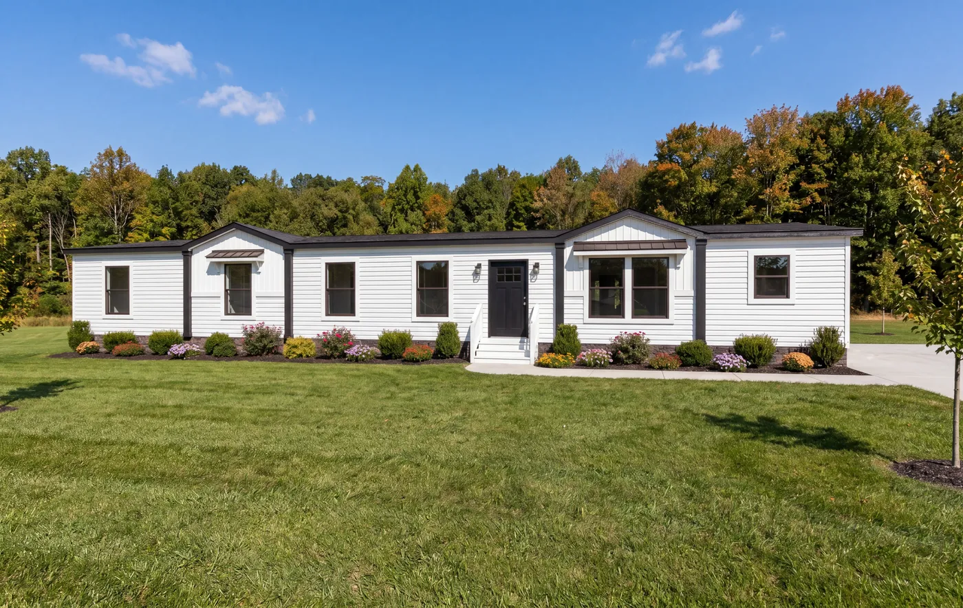 The FARM HOUSE 72 Exterior. This Manufactured Mobile Home features 4 bedrooms and 2 baths.
