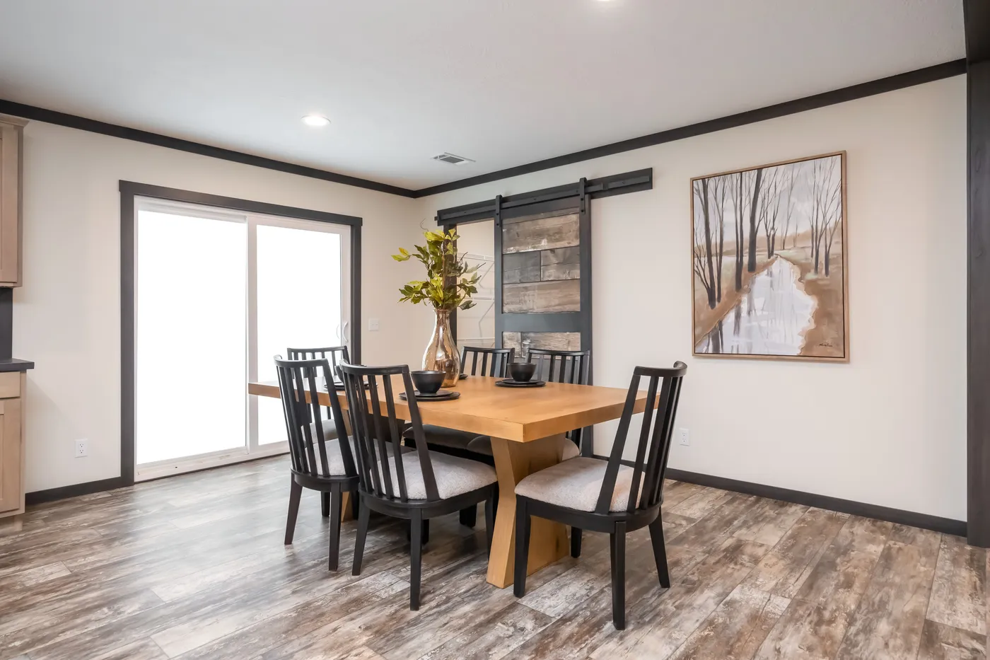 The BOUJEE LUX Exterior. This Manufactured Mobile Home features 4 bedrooms and 3 baths.