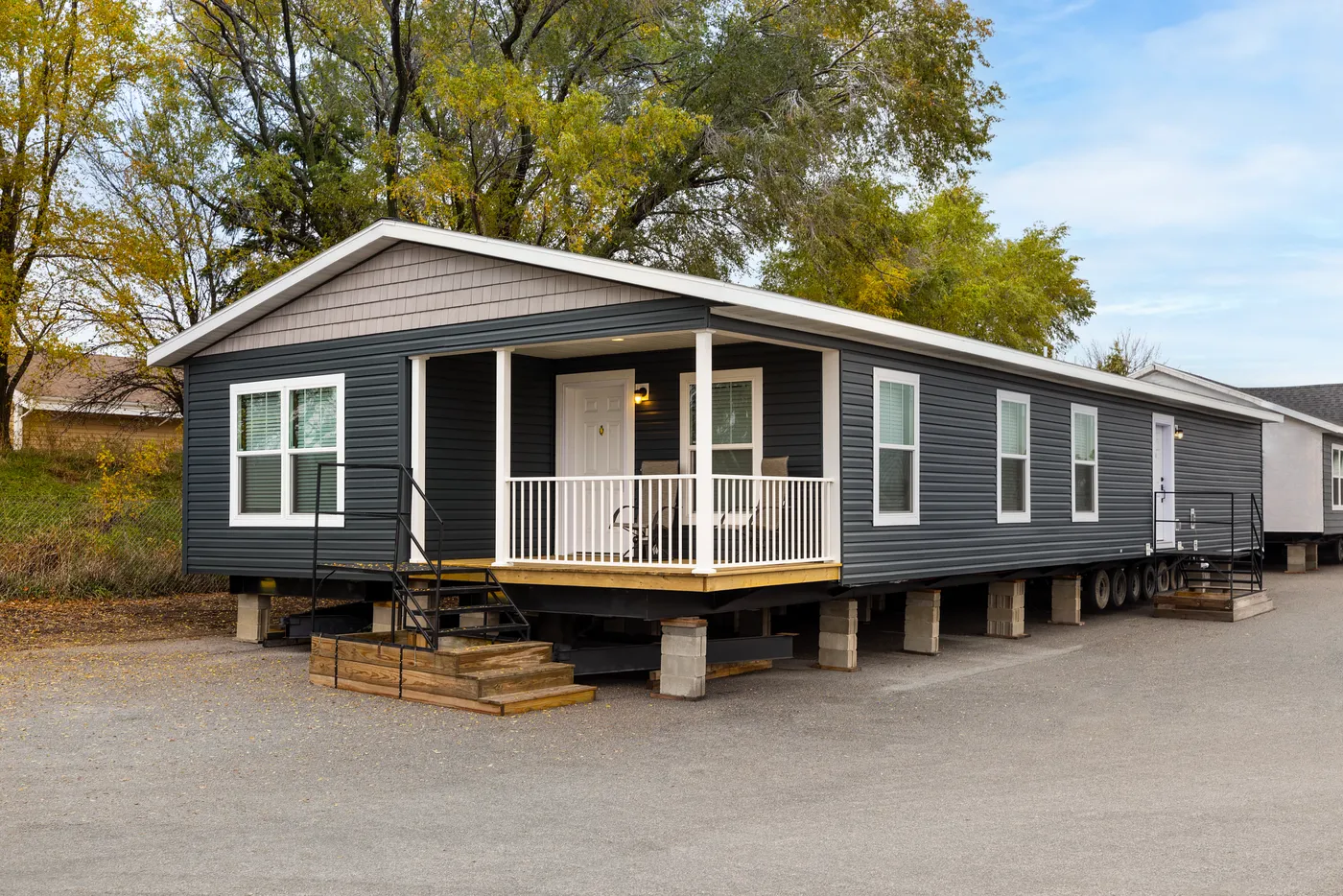 The RAMSEY 75 Exterior. This Manufactured Mobile Home features 4 bedrooms and 2 baths.