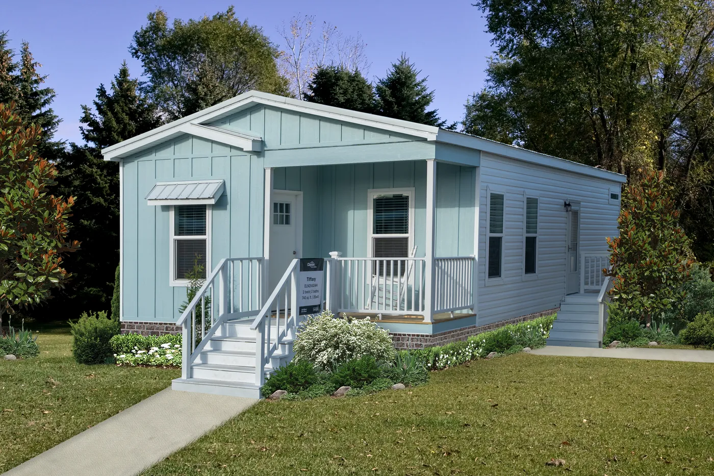 The TIFFANY Exterior. This Manufactured Mobile Home features 2 bedrooms and 2 baths.