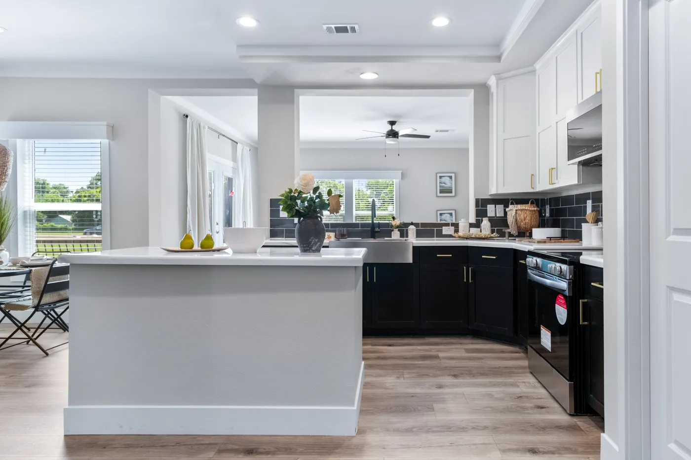 The K4568A Exterior. This Manufactured Mobile Home features 4 bedrooms and 3 baths.