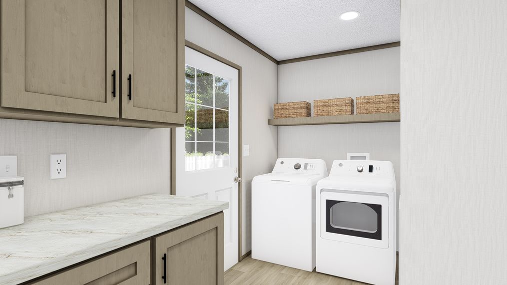 The DRAKE Exterior. This Manufactured Mobile Home features 3 bedrooms and 2 baths.