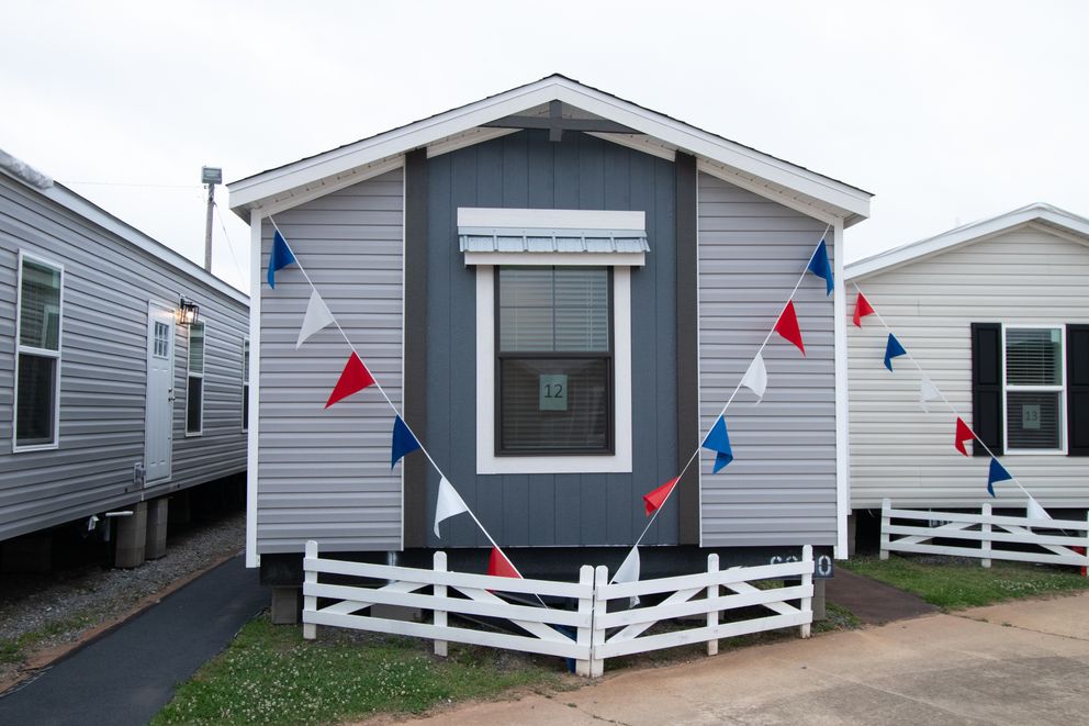 The LEXI Exterior. This Manufactured Mobile Home features 3 bedrooms and 2 baths.