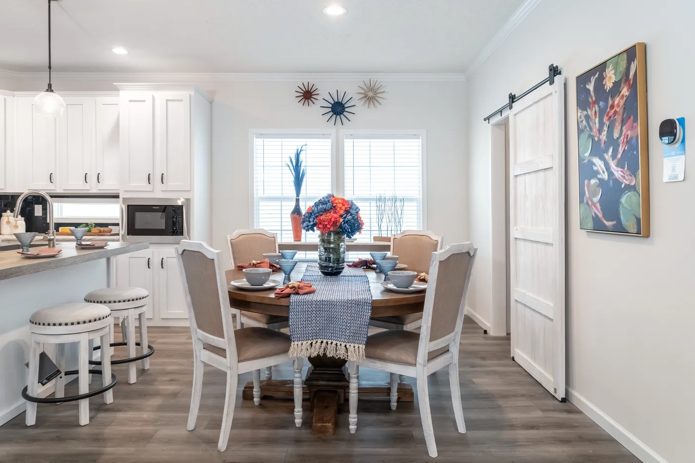 The 1447 CAROLINA Exterior. This Manufactured Mobile Home features 3 bedrooms and 2 baths.