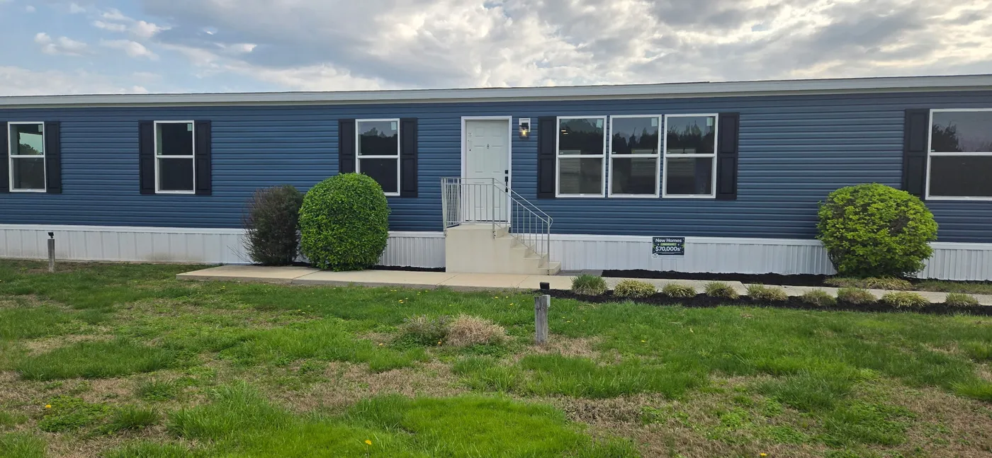 The TOURMALINE 7628-649 Exterior. This Manufactured Mobile Home features 4 bedrooms and 2 baths.