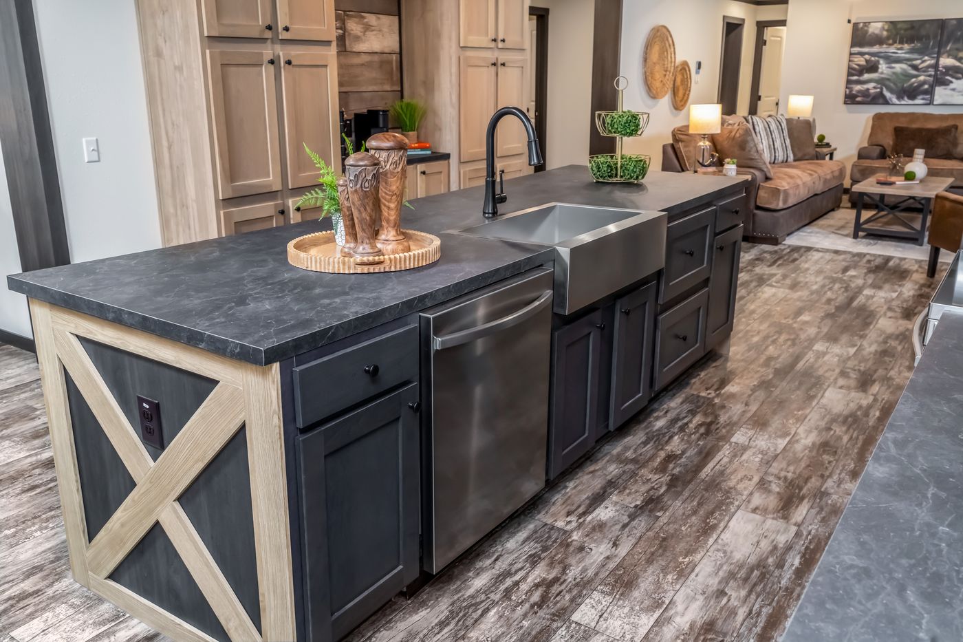The BOUJEE LUX Exterior. This Manufactured Mobile Home features 4 bedrooms and 3 baths.