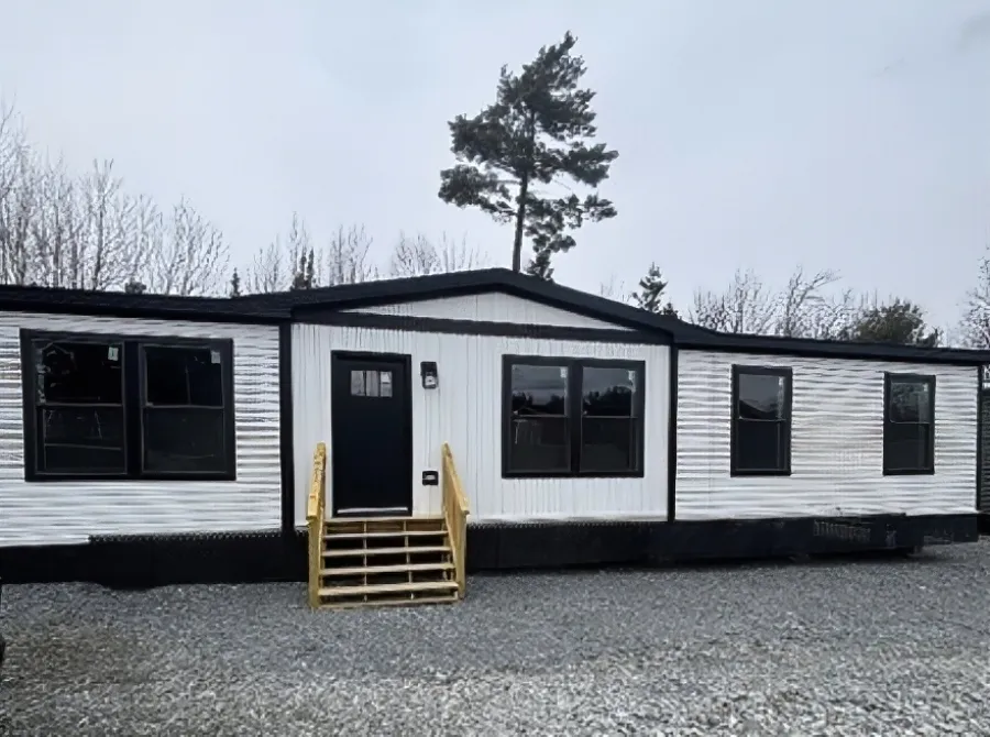 The DIAMOND Exterior. This Manufactured Mobile Home features 3 bedrooms and 2 baths.