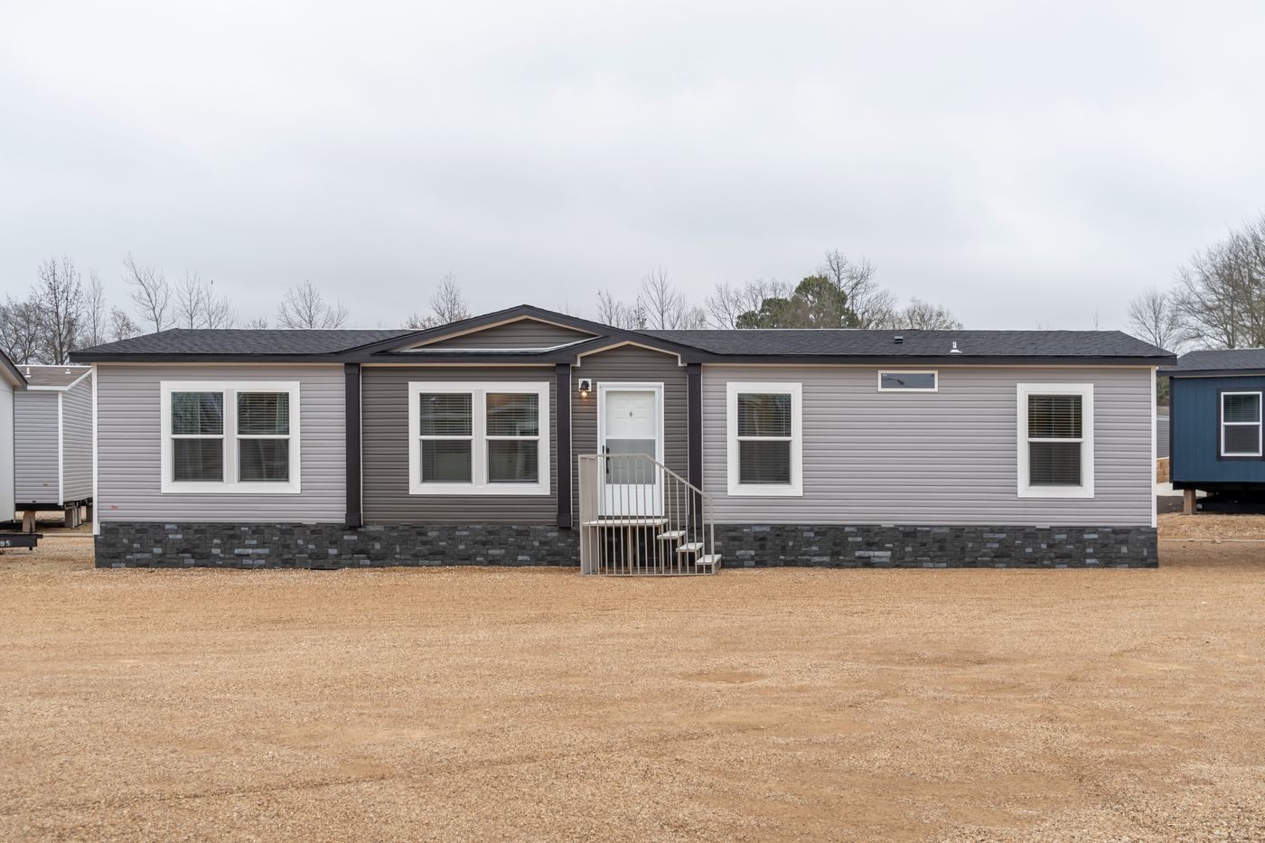 The THE ANNIVERSARY 2.1 Exterior. This Manufactured Mobile Home features 3 bedrooms and 2 baths.