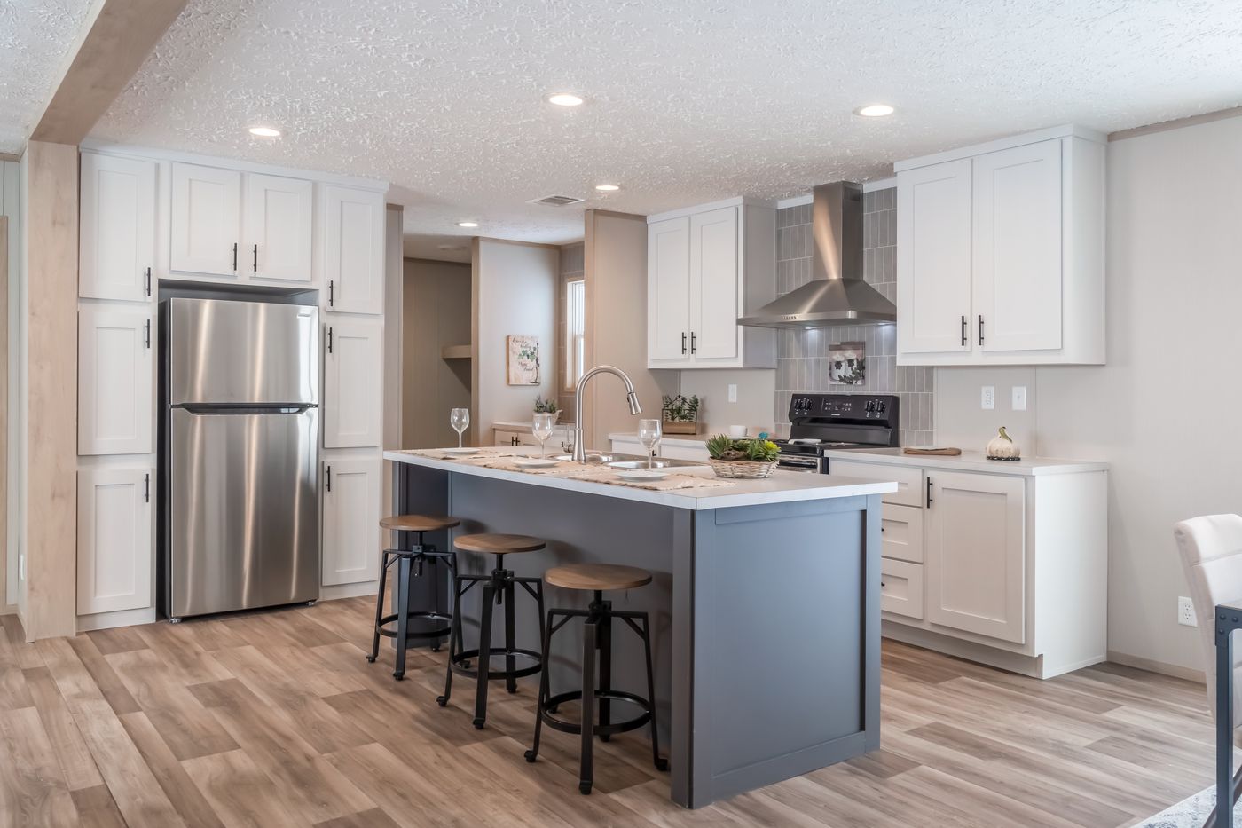 The RIO Exterior. This Manufactured Mobile Home features 3 bedrooms and 2 baths.