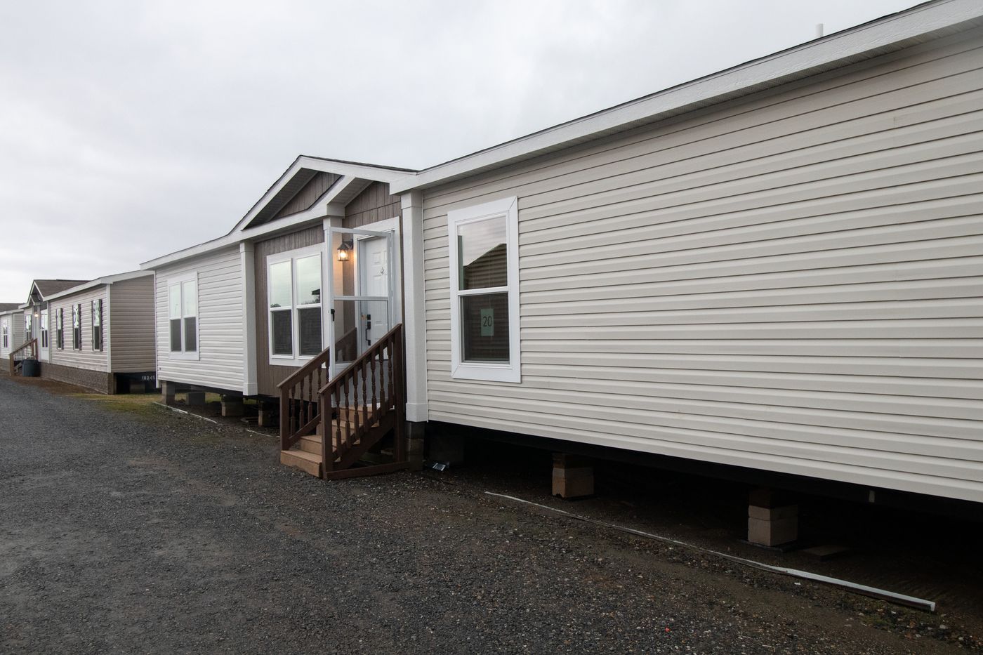 The THE CHOICE Exterior. This Manufactured Mobile Home features 4 bedrooms and 2 baths.