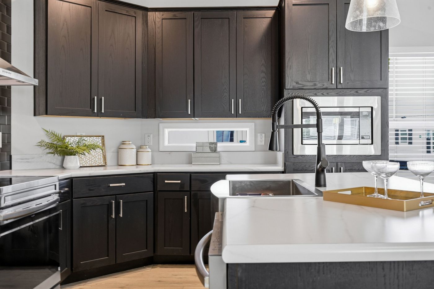 The THE FREEDOM GRAND 4BR 32X62 Exterior. This Manufactured Mobile Home features 4 bedrooms and 2 baths.
