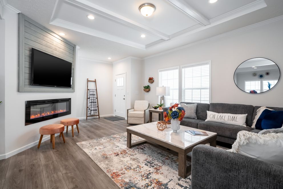 The 1447 CAROLINA Exterior. This Manufactured Mobile Home features 3 bedrooms and 2 baths.