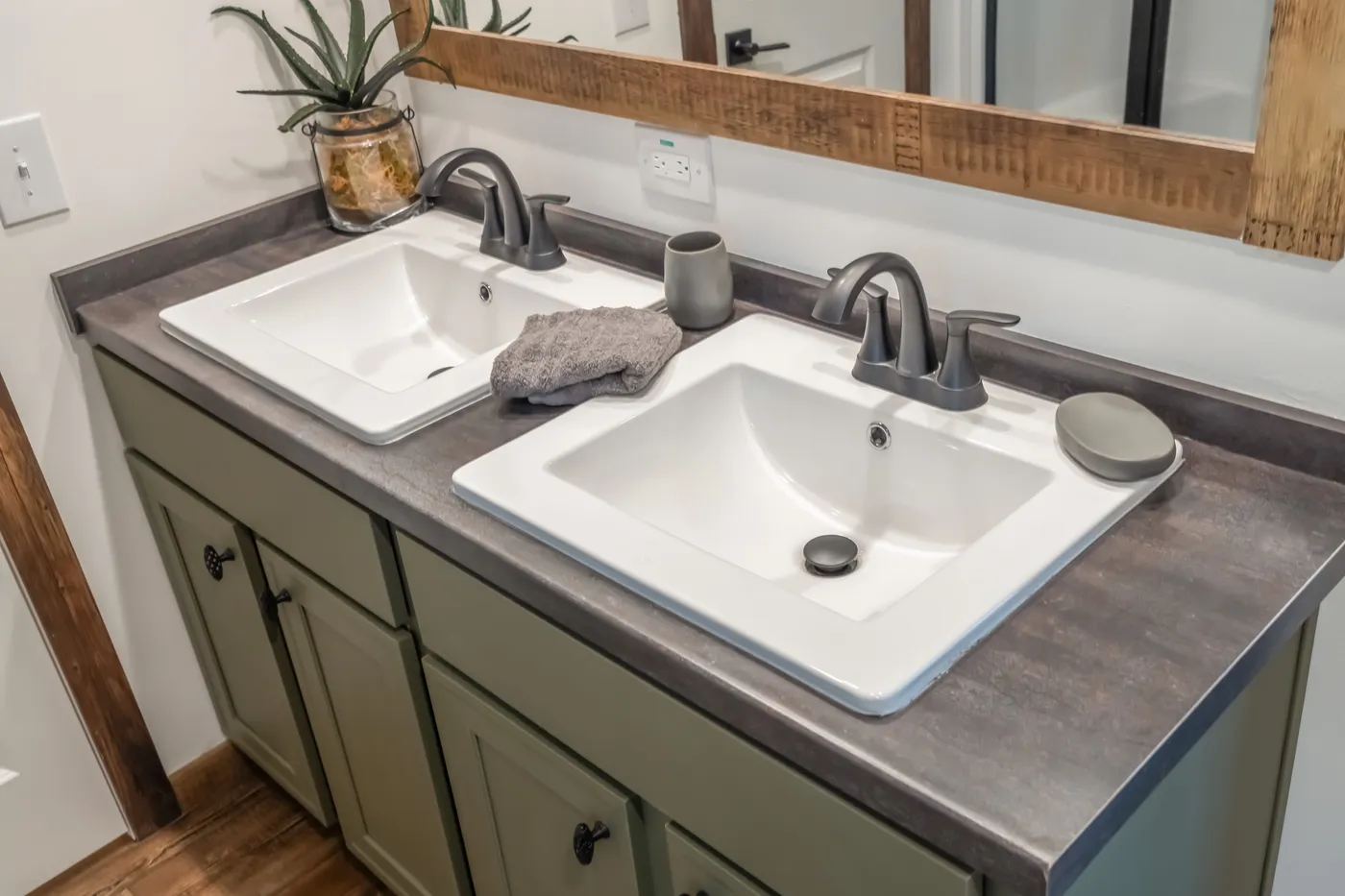 The THE HALSEY Exterior. This Manufactured Mobile Home features 3 bedrooms and 2 baths.