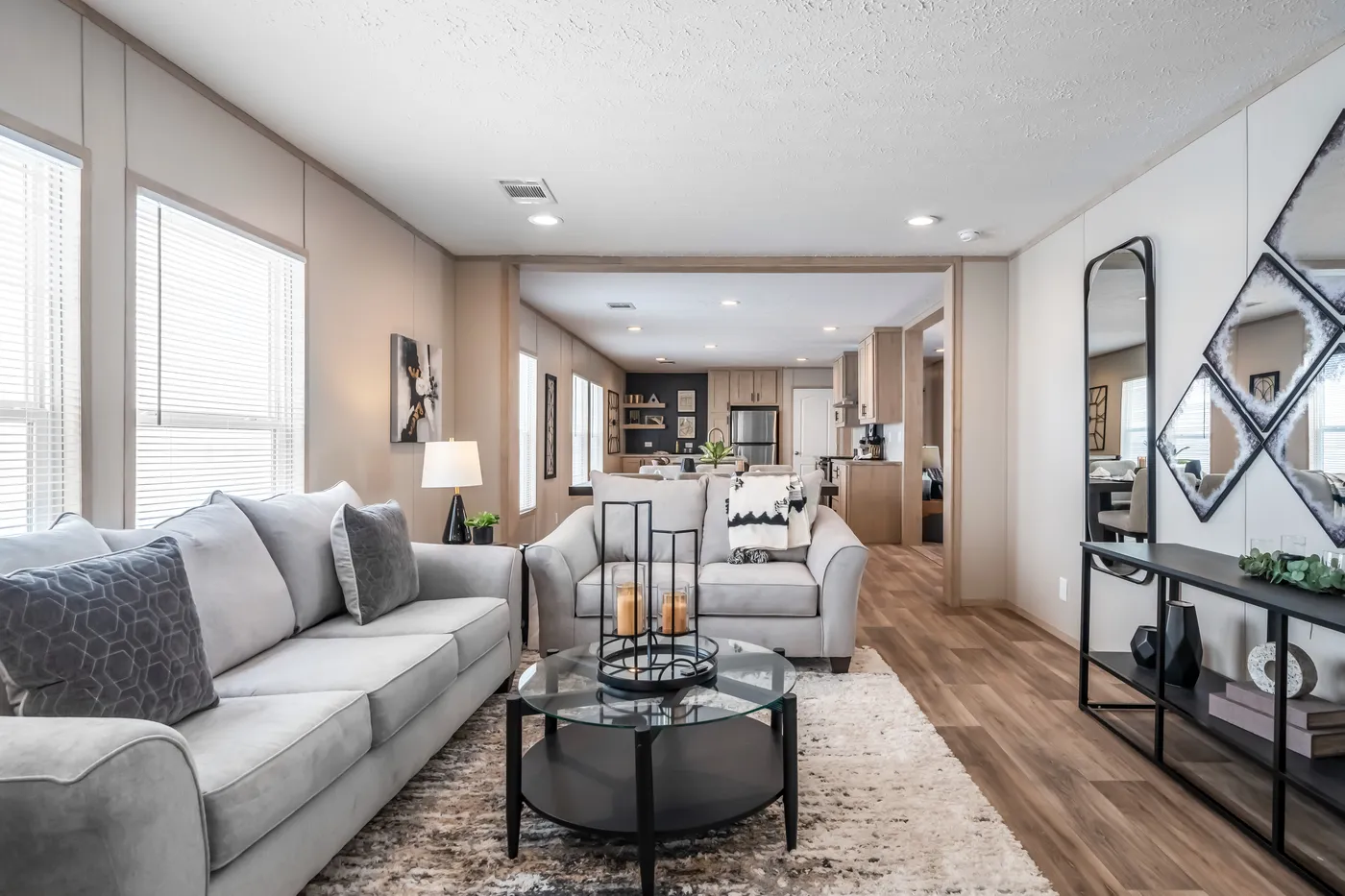 The RAINIER Exterior. This Manufactured Mobile Home features 4 bedrooms and 3 baths.